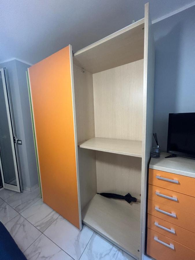 Casa Vacanze Qs 10 Lägenhet Neapel Exteriör bild